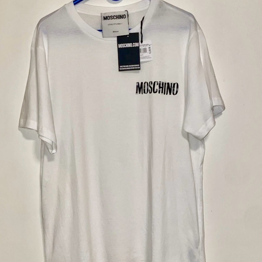 Moschino Mens Solid White-Black Belt
Logo T-Shirt - 52/XL, Style ZZA7721